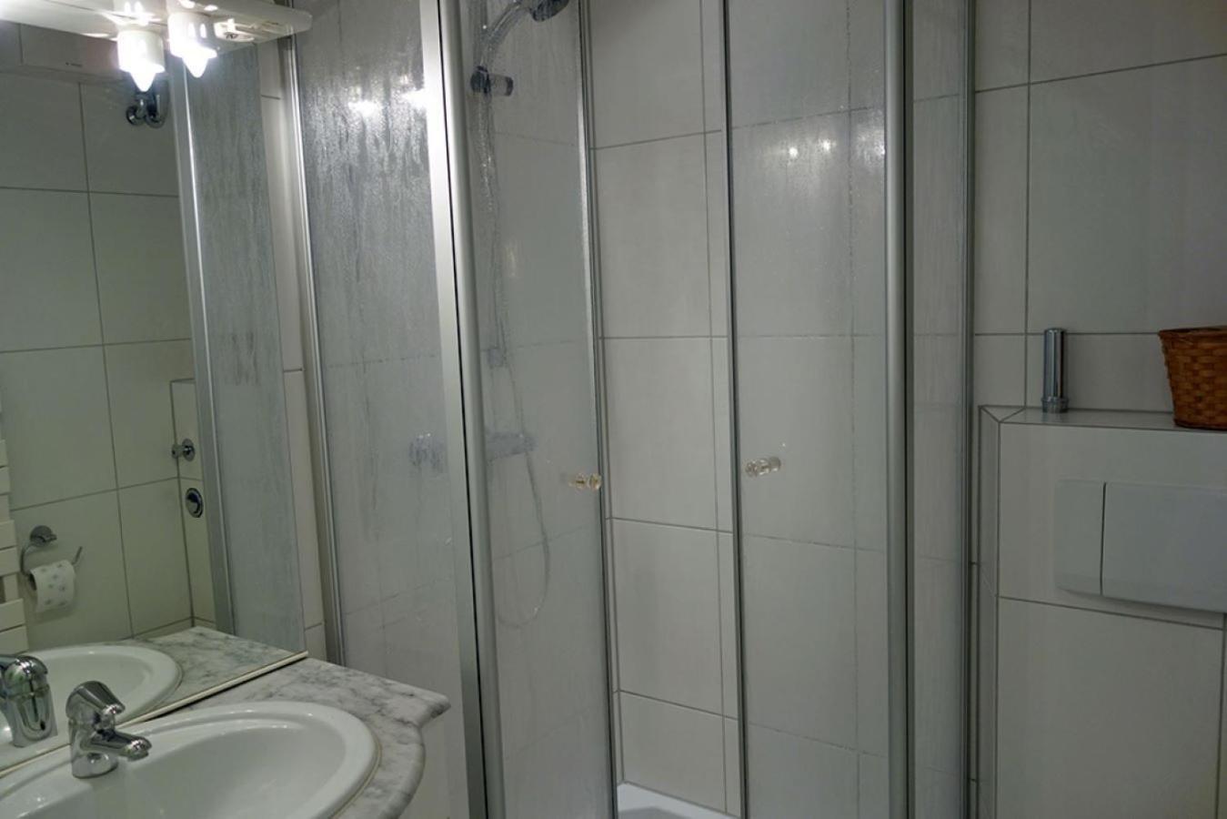 Апартаменты Residenz 24 Куксхафен Экстерьер фото